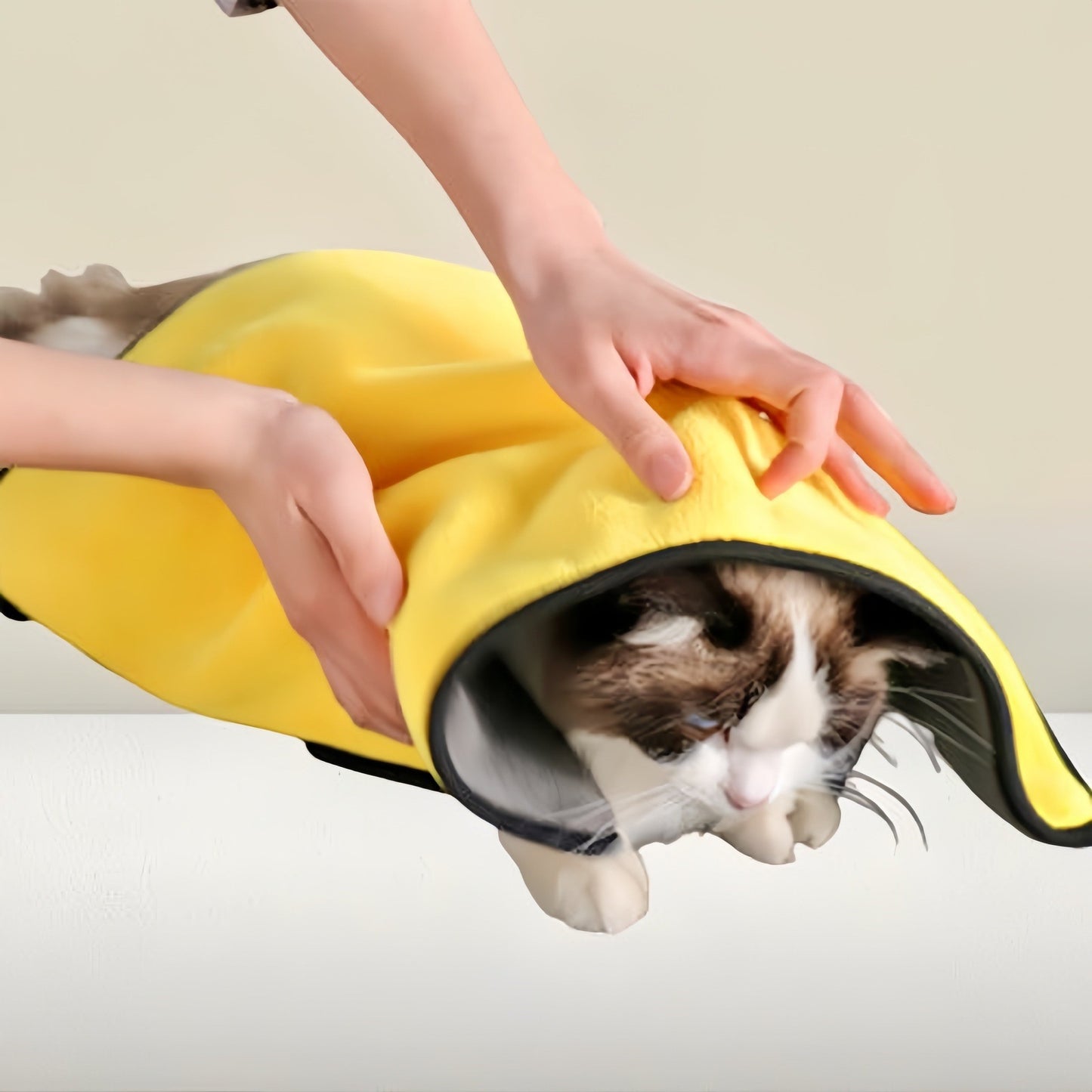 Cat absorbent bath towel, double sided usable, yellow and grey colour on each side petvibez